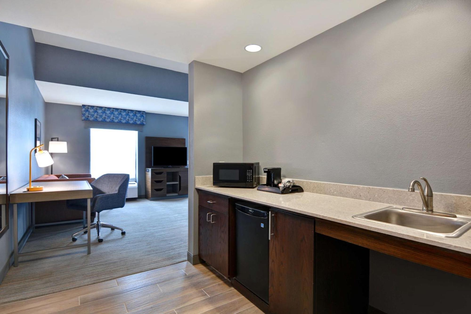 Hampton Inn & Suites Clearwater St Petersburg Ulmerton Road Fl Eksteriør billede